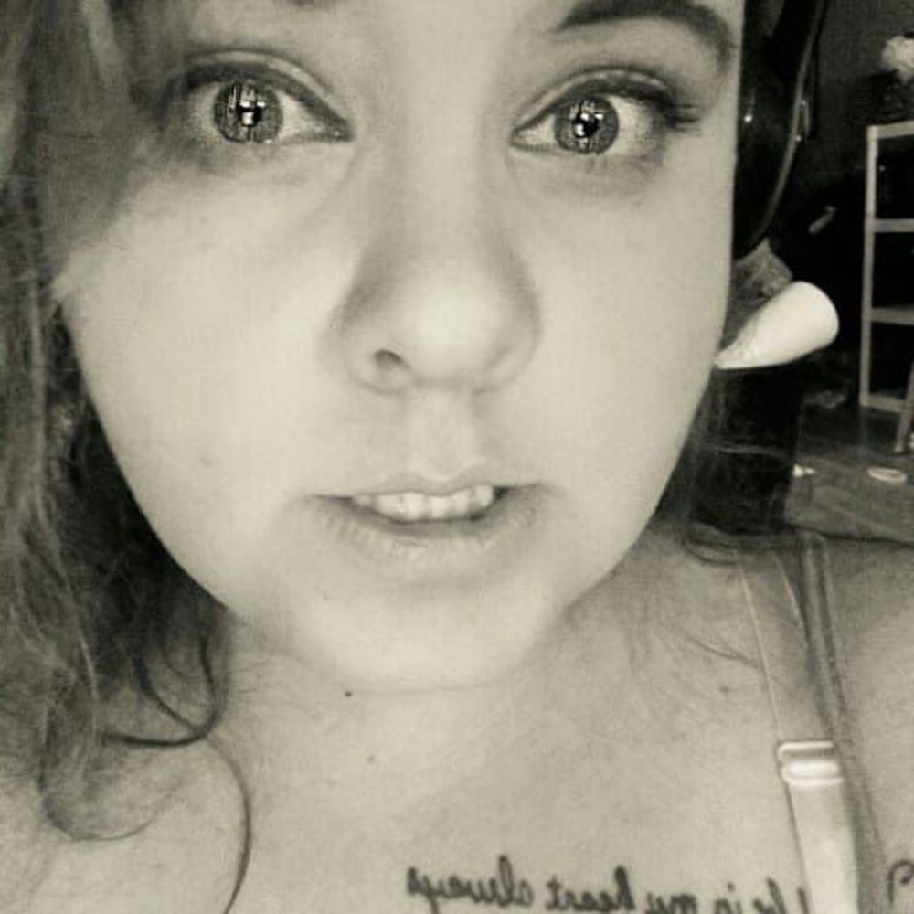 Meet your Posher, Ariel